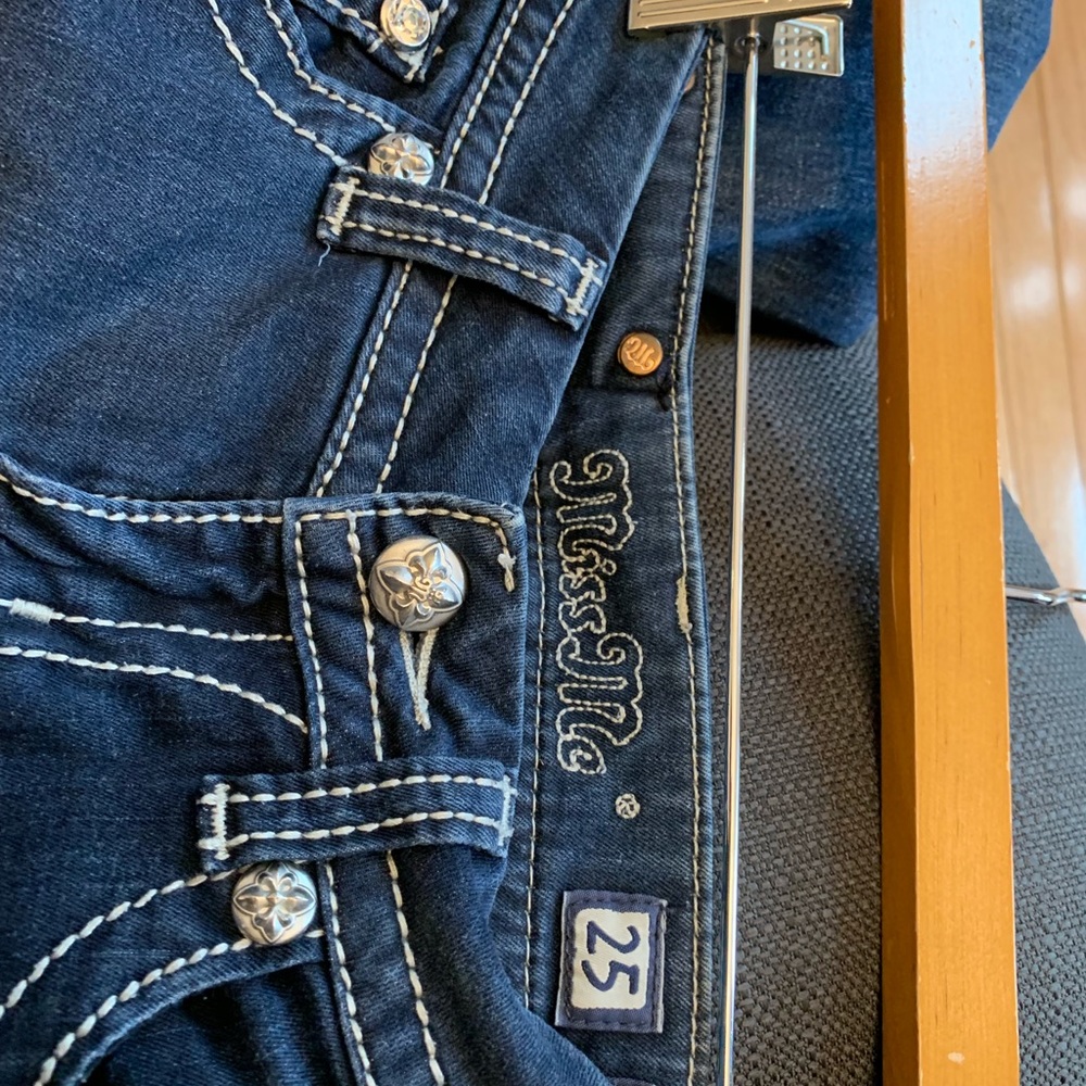 Jeans - Picture 3 of 3